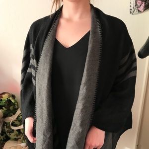 Black/grey slouchy poncho wrap